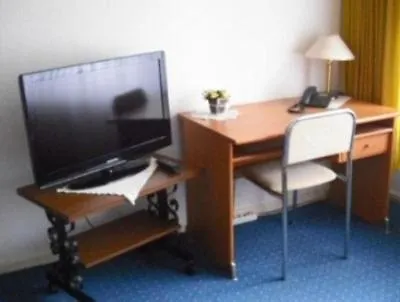 Gasthof City West 2*